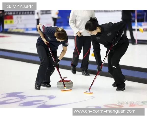 正在直播冰壶冬奥会资格赛，我国对阵新西兰，3-4落后